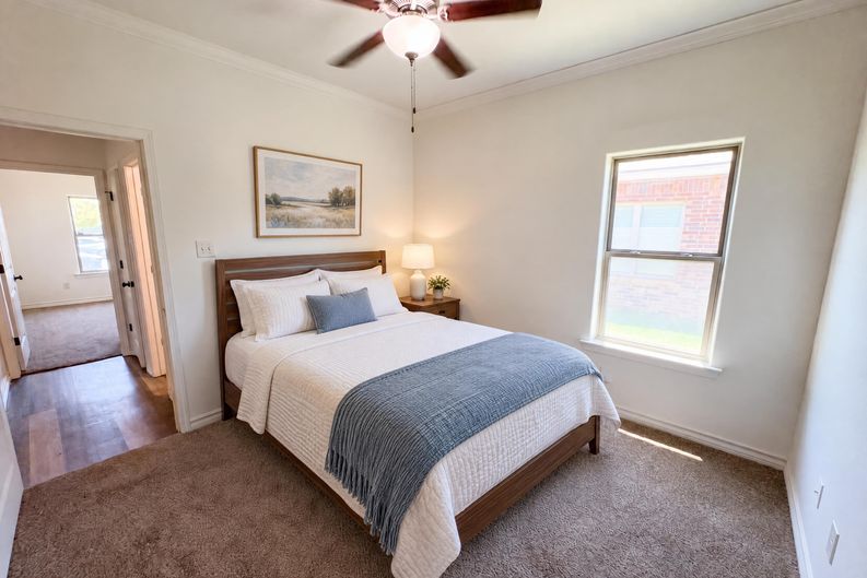 Photo 16 of 27 of 8809 10th St, Lubbock, TX