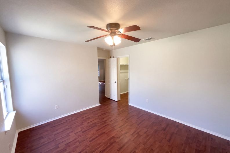 Photo 9 of 21 of 8222 Grissom Cir, San Antonio, TX