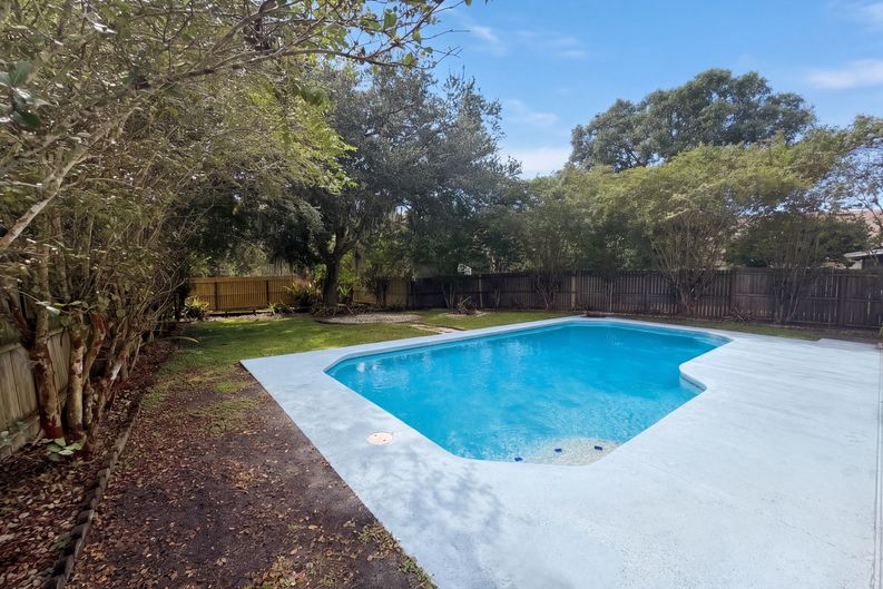 Photo 9 of 36 of 2772 River Ridge Dr, Orlando, FL