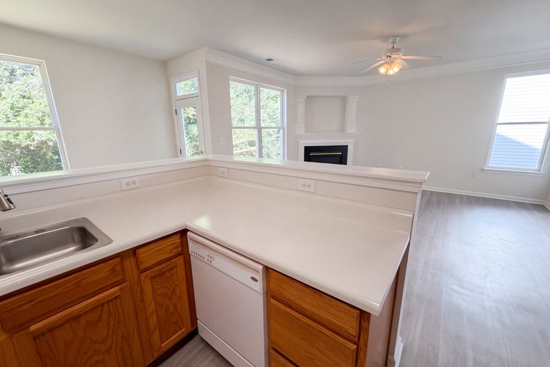 Photo 9 of 35 of 4735 Nijinsky Ct, Charlotte, NC