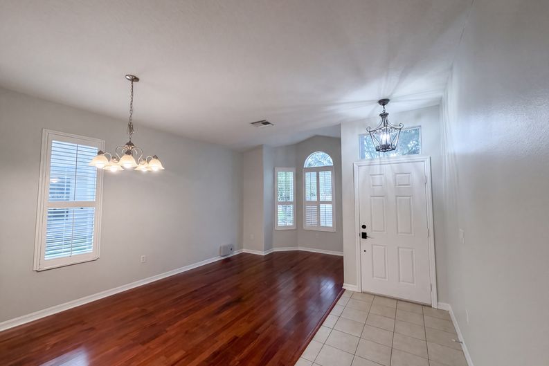 Photo 19 of 24 of 33450 Irongate Dr, Leesburg, FL