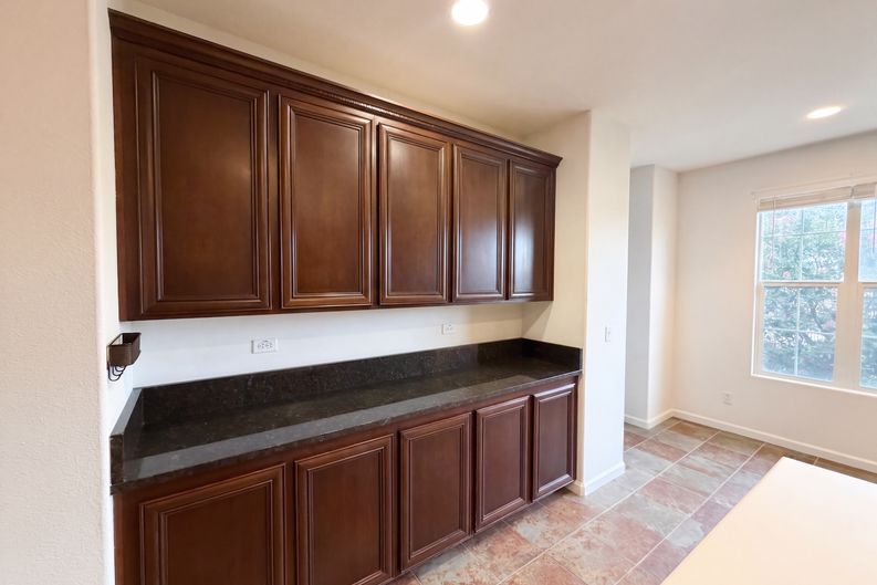 Photo 12 of 31 of 6107 Lonetree Blvd, Rocklin, CA