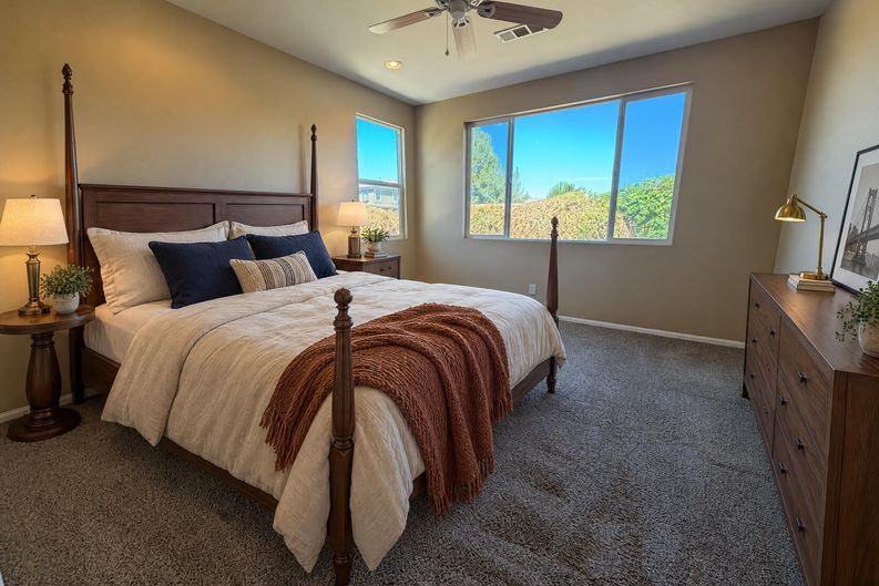 Photo 4 of 24 of 3136 Hibiscus Pt, Hemet, CA