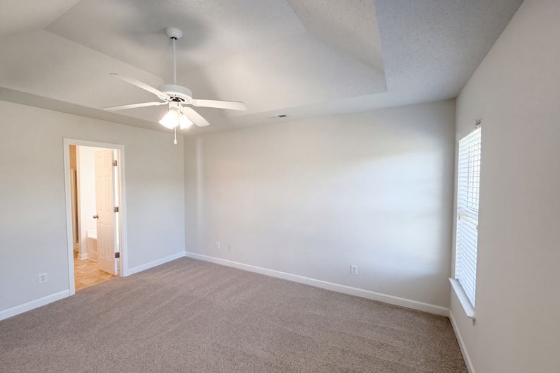 Photo 11 of 25 of 11344 Pointer Ridge Dr, Charlotte, NC