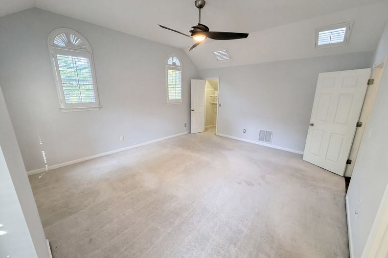 Photo 20 of 39 of 1821 Monroe Dr NE, Atlanta, GA