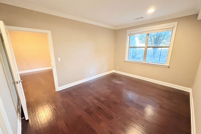 Photo 27 of 44 of 2256 Royal Vineyard Ln SE, Smyrna, GA