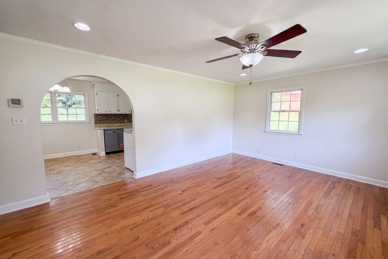 Photo 3 of 15 of 3907 Alameda St, Durham, NC