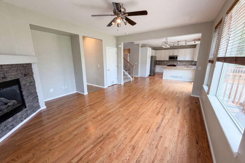Photo 7 of 34 of 10494 Ouray St, Commerce City, CO