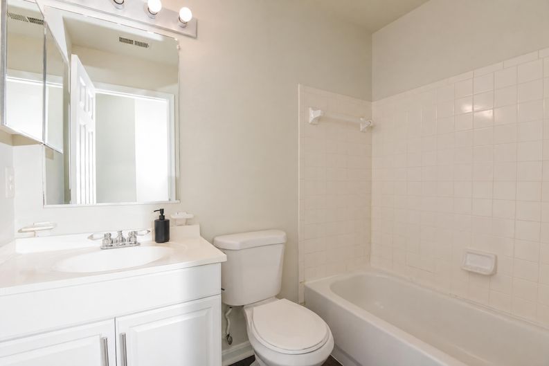 Photo 14 of 21 of 2710 Stanton Rd SE, Washington, DC