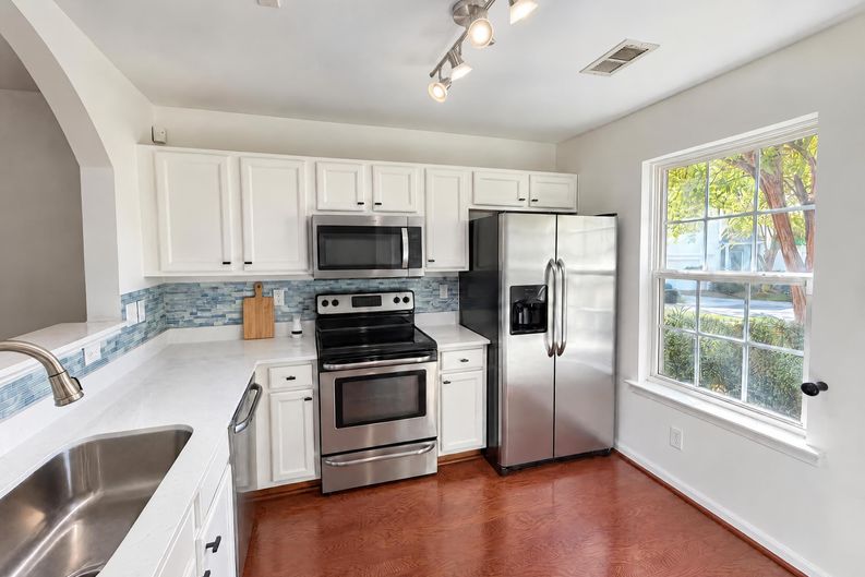 Photo 3 of 21 of 4212 Glenlea Commons Dr, Charlotte, NC
