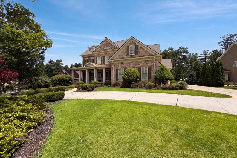 Photo 7 of 30 of 256 Hanson Way, Marietta, GA