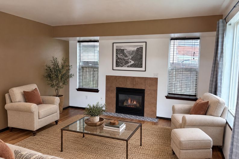 Photo 3 of 37 of 4919 106th St NE, Marysville, WA