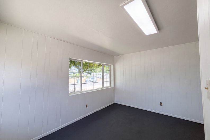 Photo 28 of 41 of 7007 Ursa Pkwy, Sacramento, CA
