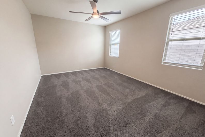 Photo 4 of 36 of 30970 W Amelia Ave, Buckeye, AZ