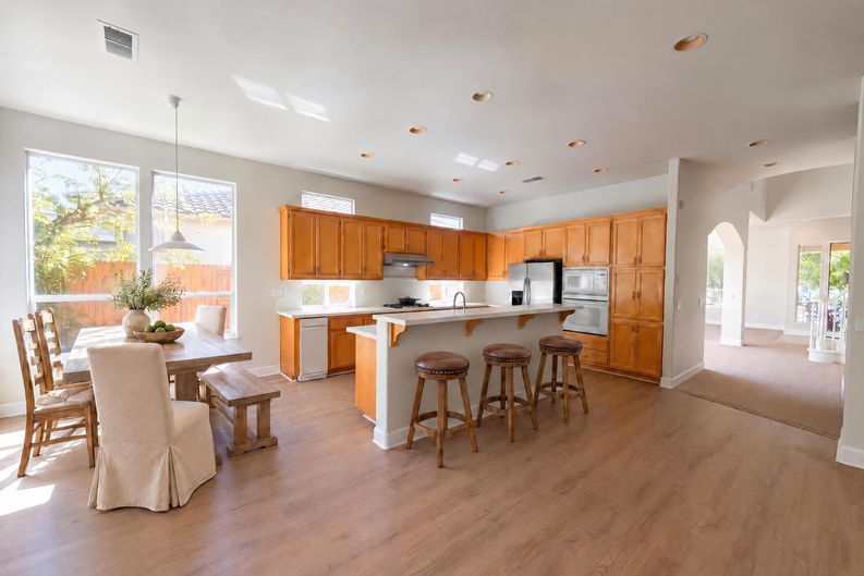 Photo 6 of 45 of 1418 Yukon St, Davis, CA