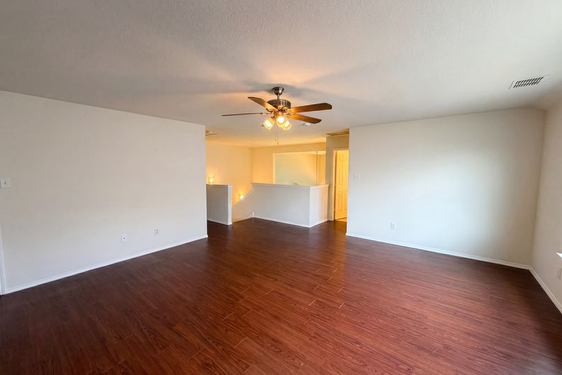 Photo 11 of 22 of 1202 McCormick St, Garland, TX