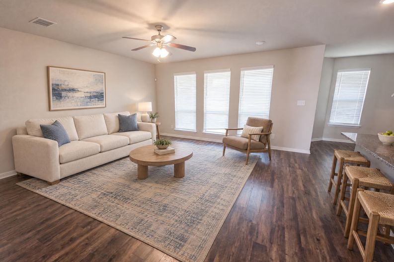Photo 8 of 39 of 3001 Gilchrist Dr, Lorena, TX