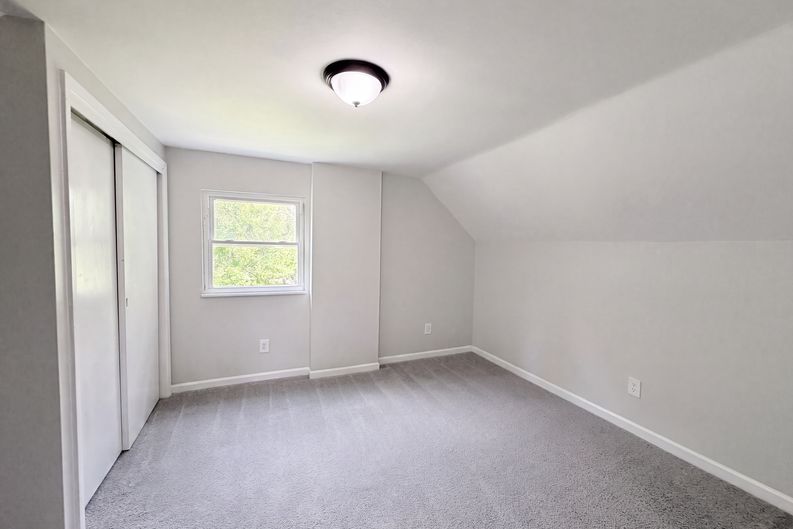 Photo 14 of 24 of 6418 Savannah Ave, Cincinnati, OH