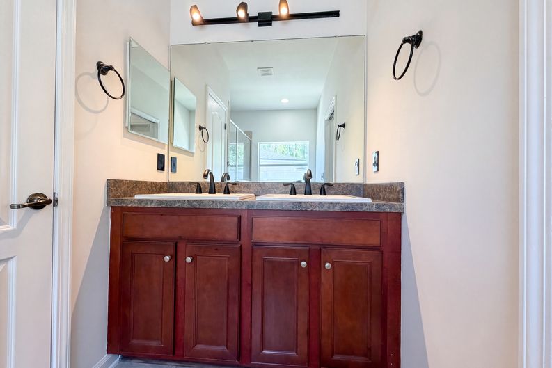 Photo 19 of 21 of 45168 Ingleham Cir, Callahan, FL