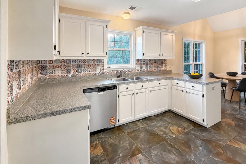 Photo 4 of 44 of 168 Hollow Tree Ct, Lugoff, SC