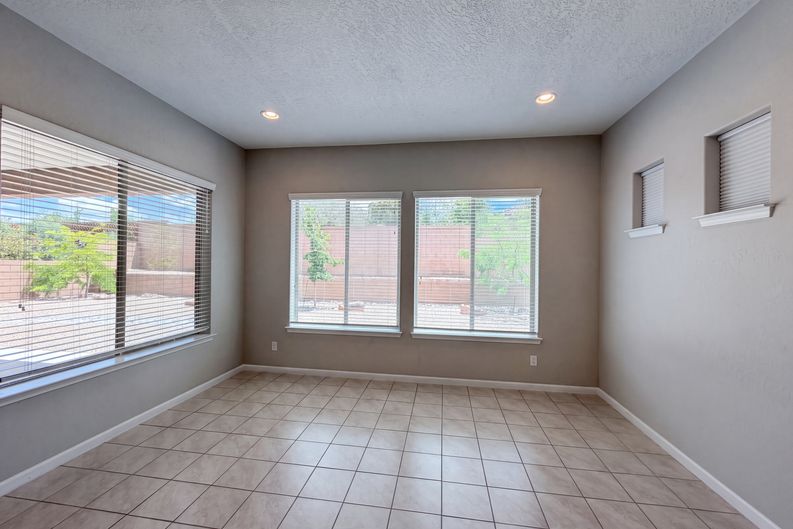 Photo 7 of 23 of 4689 Lluvia Encantada, Santa Fe, NM