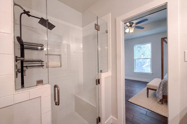 Photo 12 of 30 of 50 Whispering Valley Dr, Wimberley, TX
