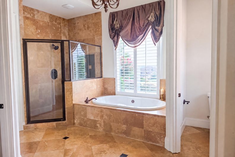 Photo 15 of 35 of 2711 Wildflower Way, Hoschton, GA