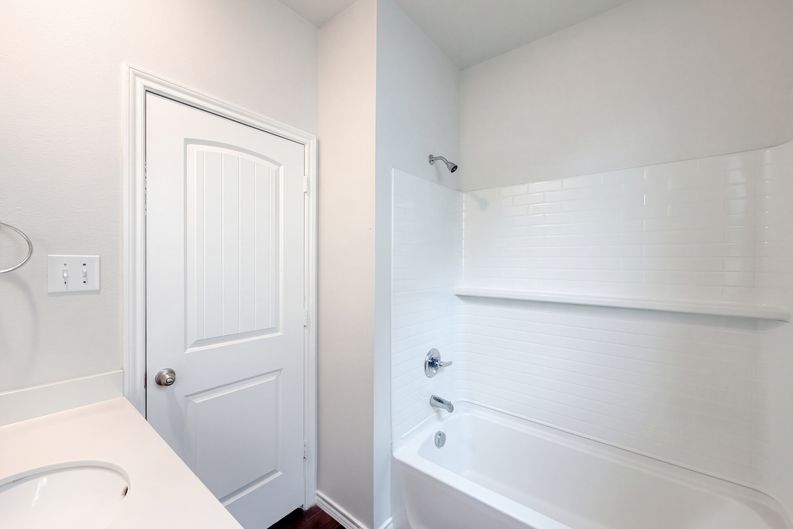 Photo 16 of 21 of 2825 Journey Ln, Crandall, TX