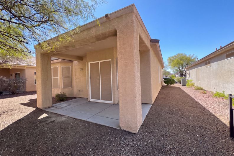 Photo 13 of 14 of 1762 Black Fox Canyon Rd, Henderson, NV
