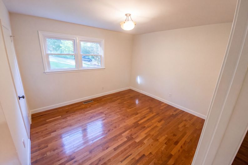 Photo 34 of 56 of 4676 Fairway Dr, Pinson, AL