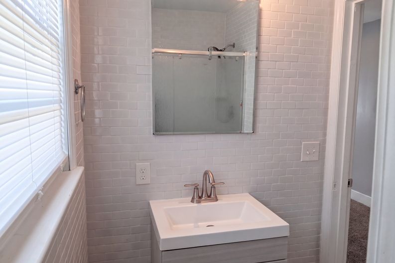 Photo 8 of 19 of 1321 E Washington St, Dillon, SC