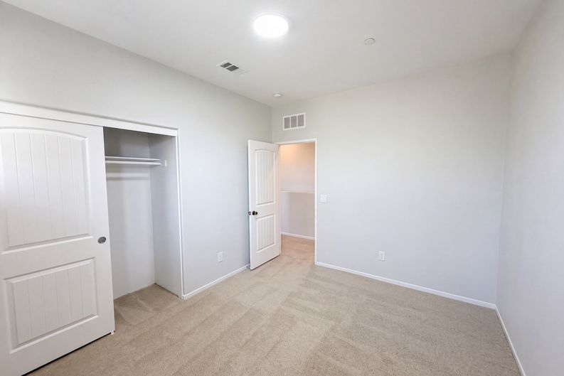 Photo 25 of 41 of 29495 Glenhurst Cir, Menifee, CA