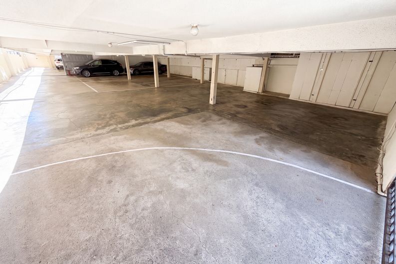 Photo 20 of 24 of 1024 5th St, Santa Monica, CA