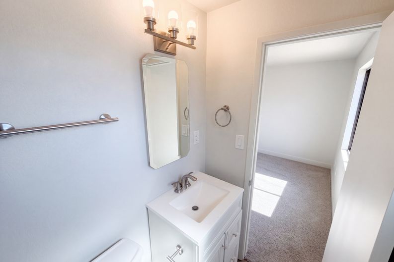 Photo 12 of 30 of 5921 W Cypress St, Phoenix, AZ