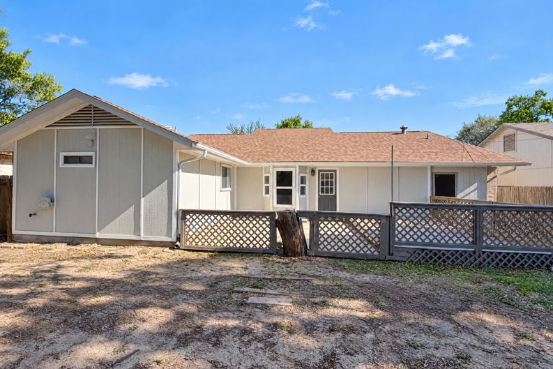 Photo 5 of 16 of 13227 Stairock St, San Antonio, TX