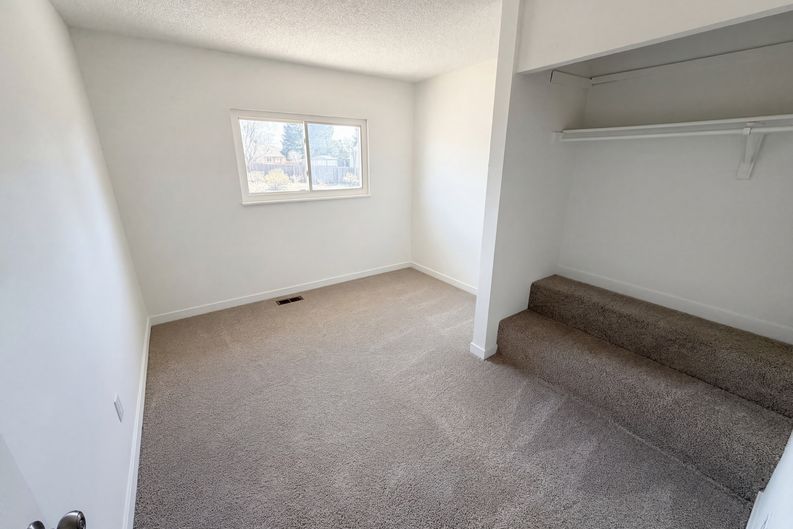 Photo 16 of 26 of 1146 S Cathay St, Aurora, CO