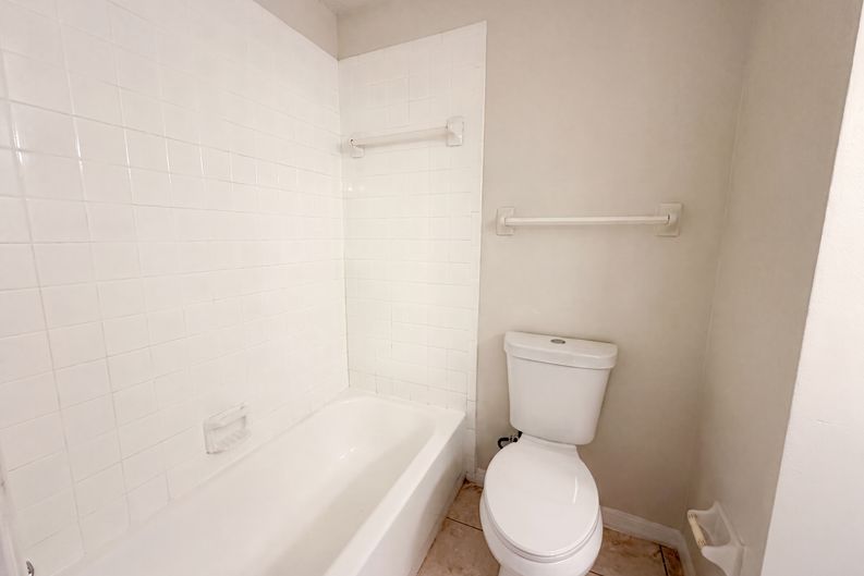 Photo 6 of 20 of 4209 E Alene Dr, Tampa, FL