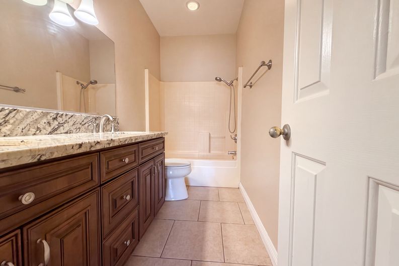 Photo 9 of 33 of 7102 Breno Pl, Rancho Cucamonga, CA