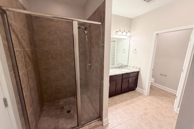 Photo 15 of 24 of 10555 Naramore Ln, Alpharetta, GA