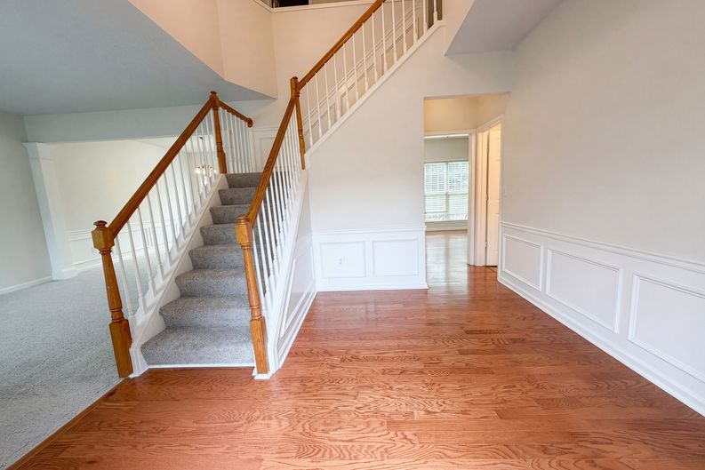 Photo 11 of 45 of 3935 Lake Lanier Dr, Duluth, GA