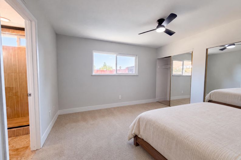 Photo 18 of 25 of 14602 Rosecourt Dr, Canyon Country, CA