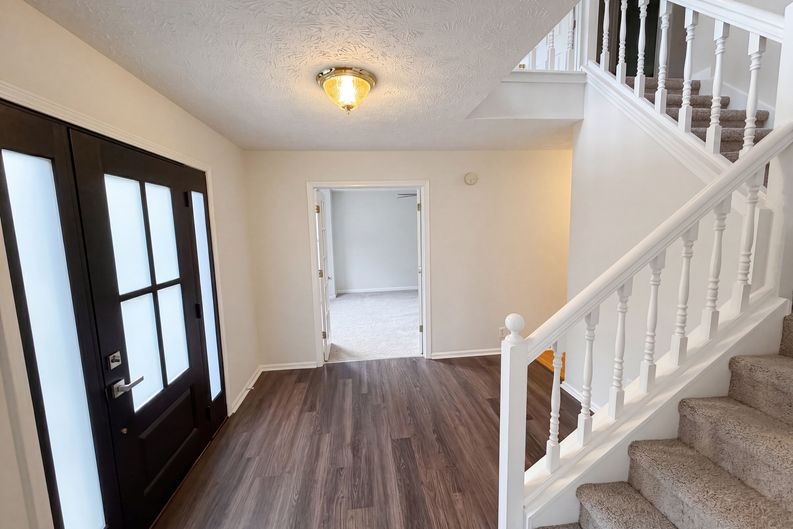 Photo 7 of 50 of 1800 Ivy Stone Ct, Buford, GA