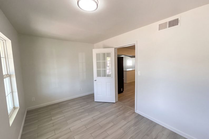 Photo 22 of 23 of 4253 E Vineyard Rd, Phoenix, AZ