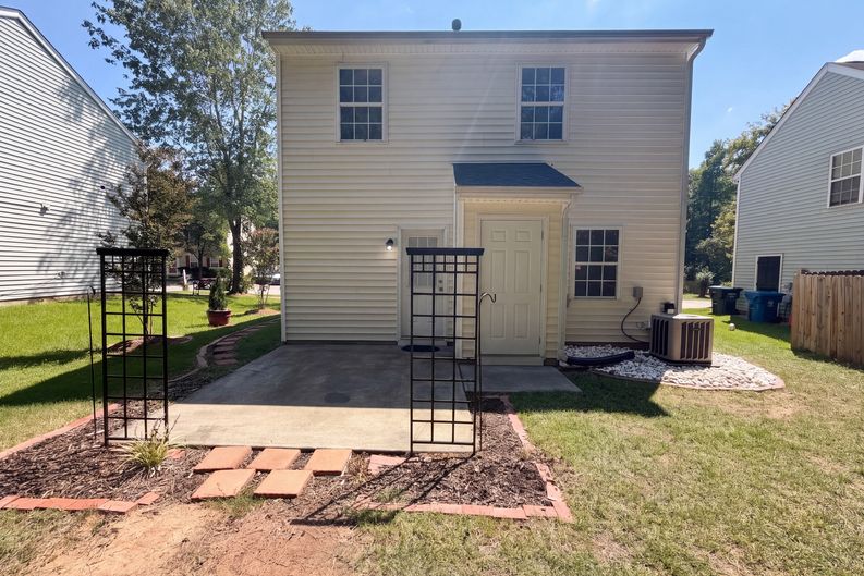 Photo 5 of 20 of 2029 Buffalo Way, Durham, NC