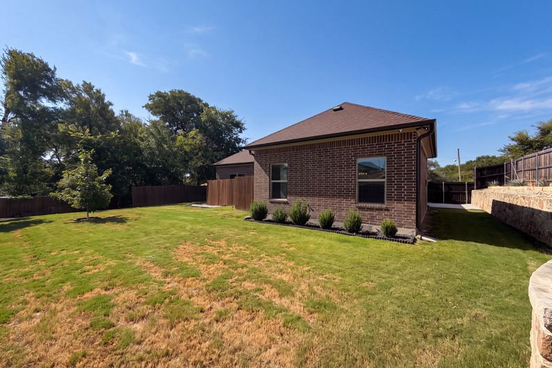Photo 22 of 24 of 8912 Holt St, Lakeside, TX