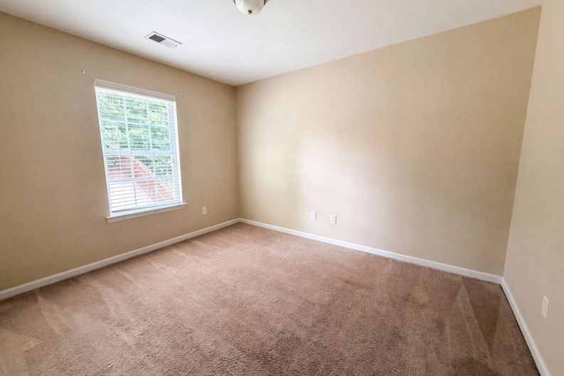 Photo 13 of 20 of 1066 Rabon Pond Dr, Columbia, SC