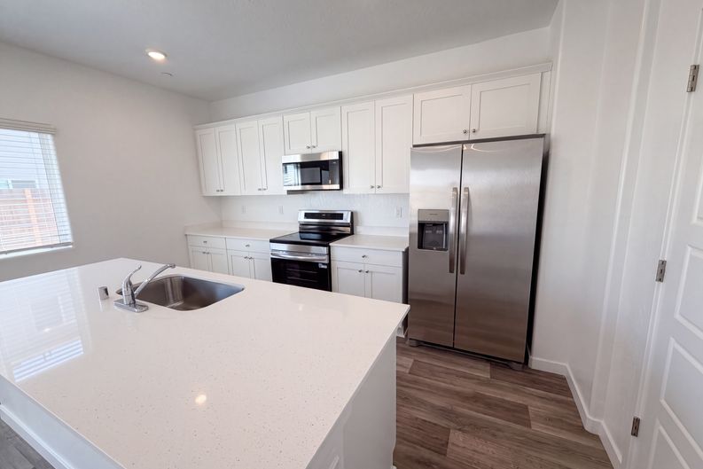 Photo 7 of 17 of 4496 Bellaire Ave, Clovis, CA