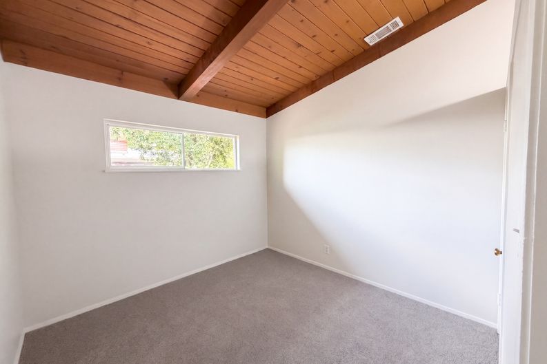 Photo 10 of 21 of 4821 Melvin Dr, Carmichael, CA