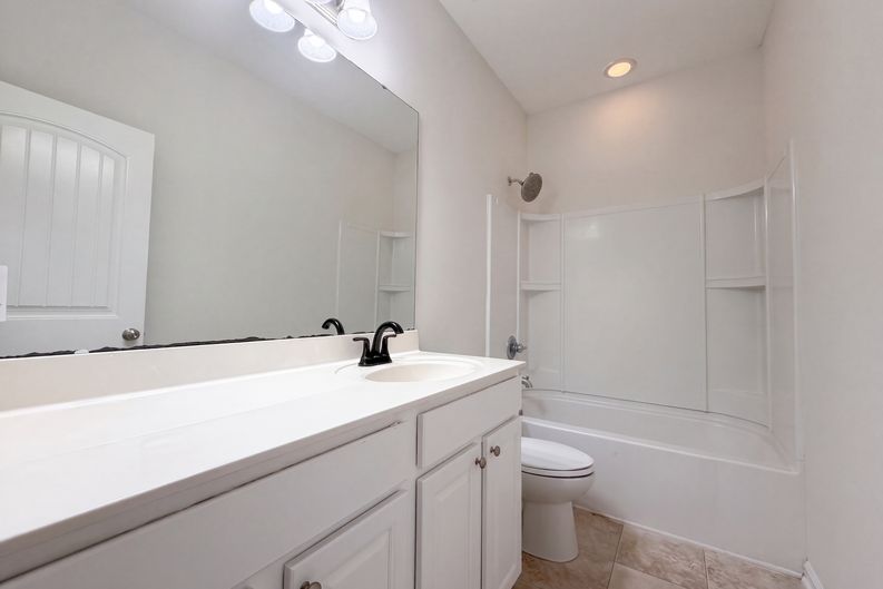 Photo 15 of 28 of 6621 Blalock Forest Dr, Willow Spring, NC
