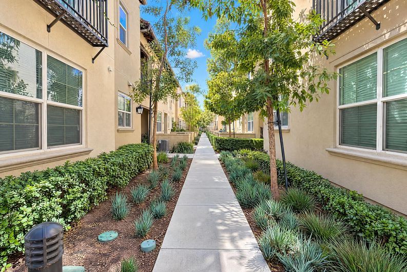 Photo 19 of 21 of 125 Lantana Dr, Stanton, CA